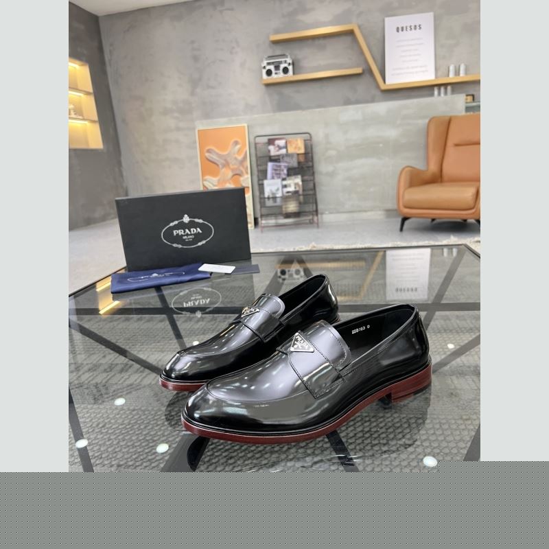 Pra*a leather shoes